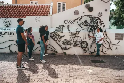 City-Walk-Otrobanda-3